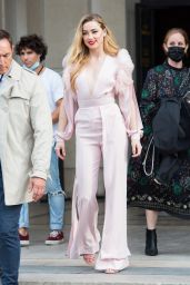 Amber Heard – Leaving L’Oreal Show at Paris Fashion Week 10/03/2021