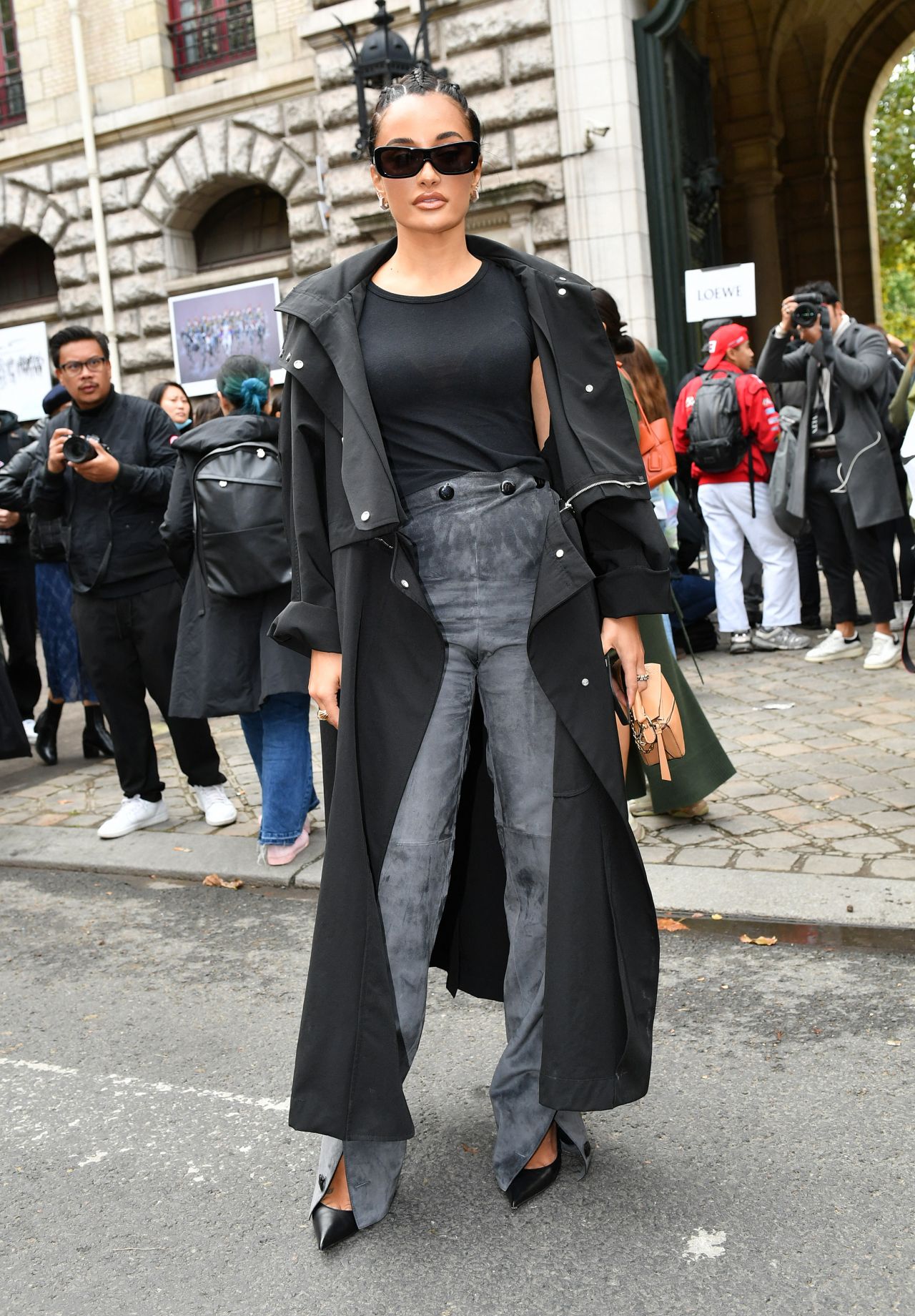 Amina Muaddi – Loewe Spring/Summer 2022 Show in Paris 10/01/2021 ...