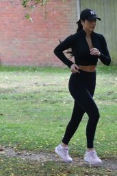 Amy Day - Work Out at Her Local Park in Richmond 10/27/2021