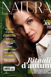 Angelina Jolie - Natural Style October 2021 Issue