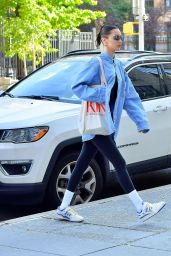 Bella Hadid in Comfy Outfit - NYC 10/07/2021