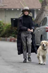 Diane Keaton - Out in Brentwood 10/23/2021