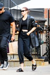 Gigi Hadid - Out in New York City 10/15/2021