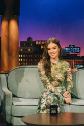 Hailee Steinfeld - The Late Late Show with James Corden in La 10/20/2021