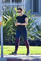 Jennifer Garner - Out in Brentwood 10/28/2021