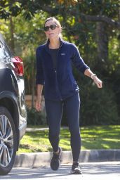 Jennifer Garner - Out in Santa Monica 10/09/2021