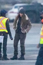  Jennifer Lopez - Filming "The Mother" in Vancouver 10/06/2021
