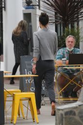 Jordana Brewster at Caffe Luxxe in Brentwood 10/06/2021