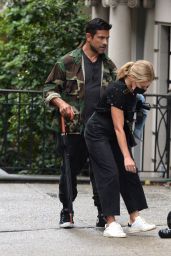 Kelly Ripa and Mark Consuelos - Out in New York City 10/10/2021