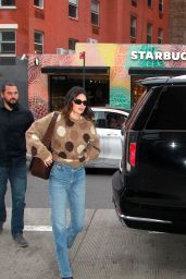 Kendall Jenner Street Style - New York City 10/13/2021