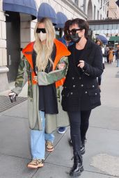 Khloe Kardashian - Out in New York City 10/09/2021