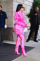 Kim Kardashian Wears All Pink Balenciaga Outfit - New York 10/07/2021