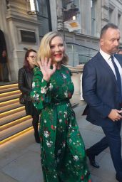 Kirsten Dunst -Leaving Her Hotel in London 10/11/2021