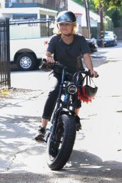 Malin Akerman - Rride Her Super73 Electric Bike in Los Feliz 10/05/2021