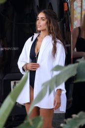 Olivia Culpo on a Yacht in Miami 10/27/2021