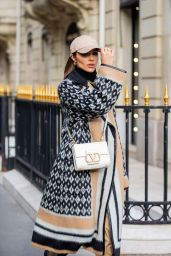 Olivia Culpo Street Fashion - Paris 09/30/2021