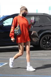 Olivia Jade Giannulli Wears Oversized Orange Long Sleeve Shirt - DWTS studio in LA 10/10/2021