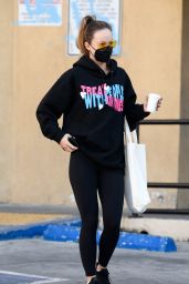 Olivia Wilde - Out in Los Angeles 10/21/2021