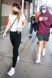 Olivia Wilde - Out in New York City 10/16/2021