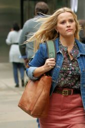 Reese Witherspoon - "Your Place or Mine" Set in Brooklyn 10/04/2021
