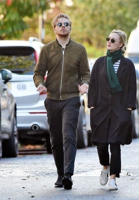 Saoirse Ronan With Boyfriend Jack Lowden - London 10/03/2021