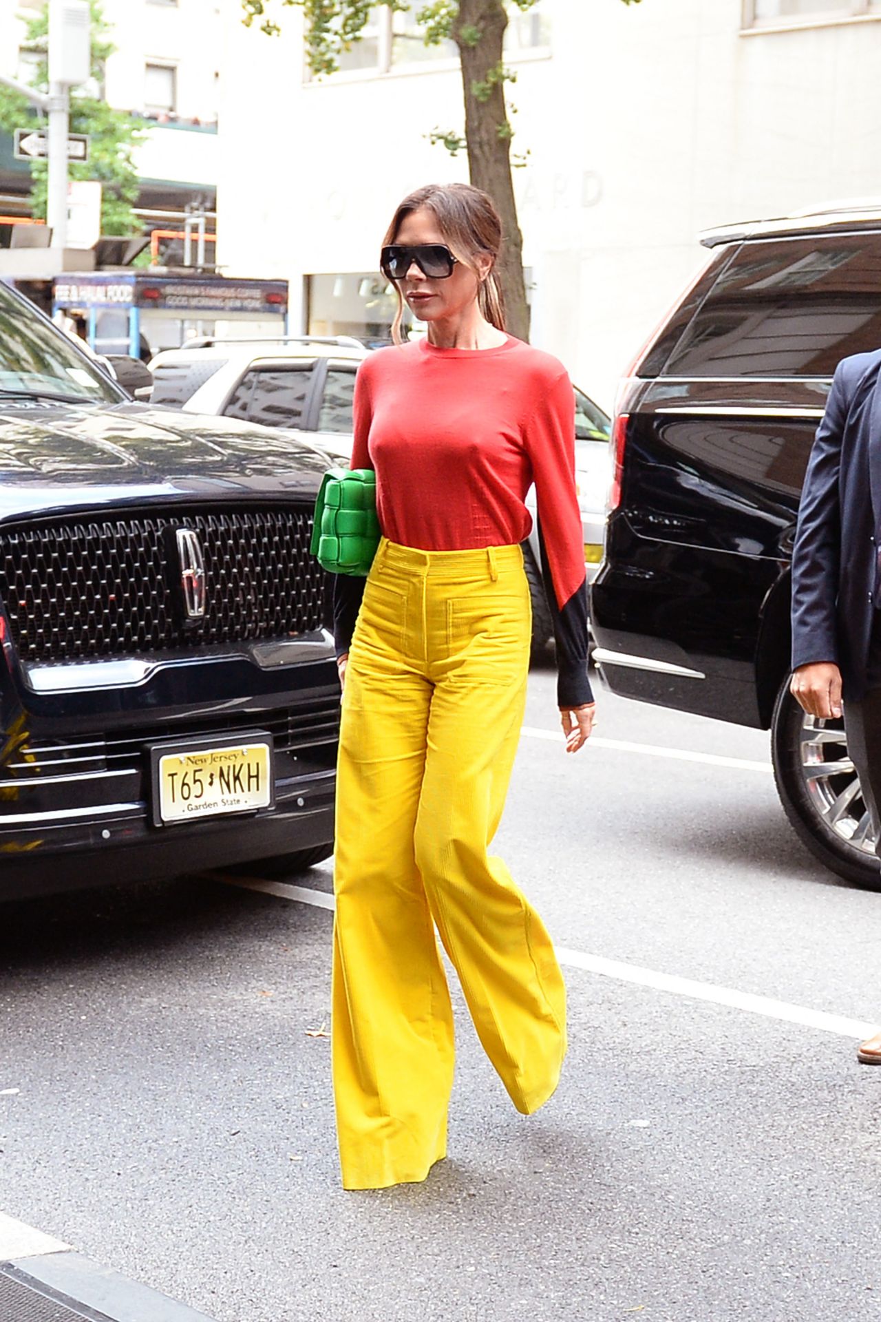 Victoria Beckham in a Colorful Stylish Outfit at the GMA in NYC 10/12 ...