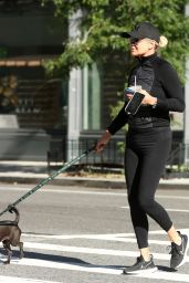 Yolanda Hadid - Out in New York 10/11/2021