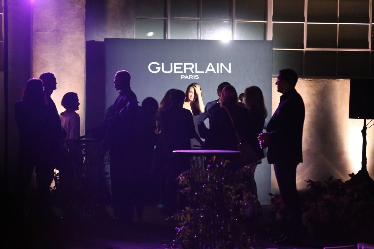 Angelina Jolie at a Guerlain Event in Los Angeles 11/17/2021 • CelebMafia