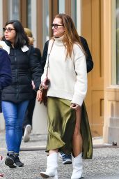 Brooke Shields - Out With Her Husband in New York 11/07/2021