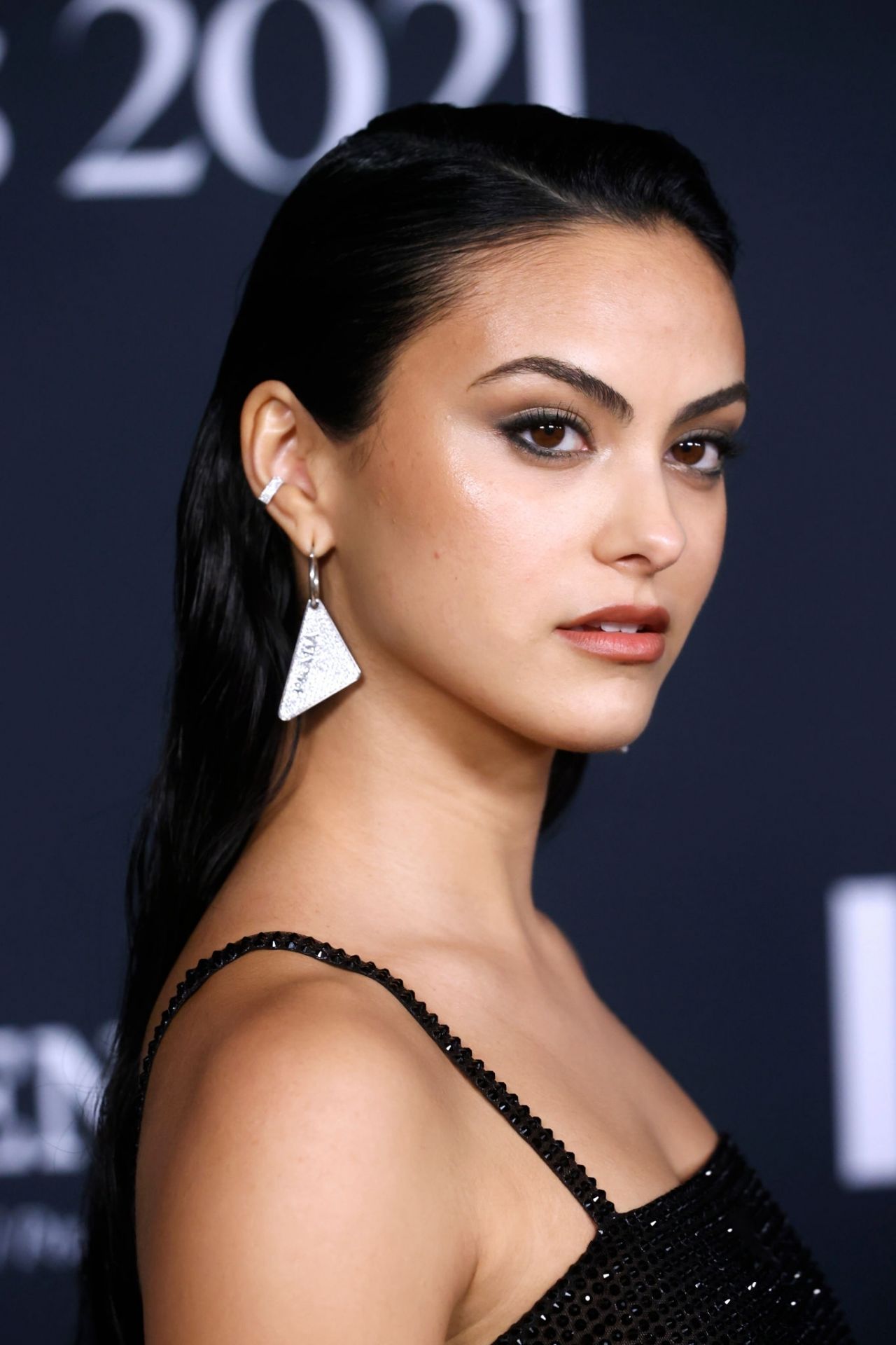 Camila Mendes outfit.