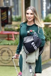 Candice Brown - Out in Leeds 11/13/2021