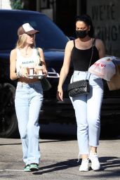 Delilah Hamlin - Out in West Hollywood 11/13/2021