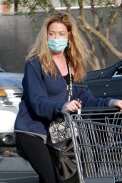 Denise Richards - Grocery Shopping in Woodland Hills 11/26/2021