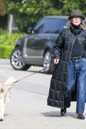 Diane Keaton Wears a Full Length Puffy Coat - Los Angeles 11/07/2021