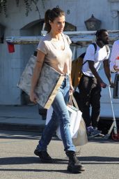 Elisabetta Canalis - Shopping in Beverly Hills 11/22/2021
