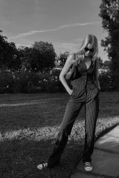 Elsa Hosk Outfit - 4th and Reckless X Elsa Hosk Colletion Fall 2021