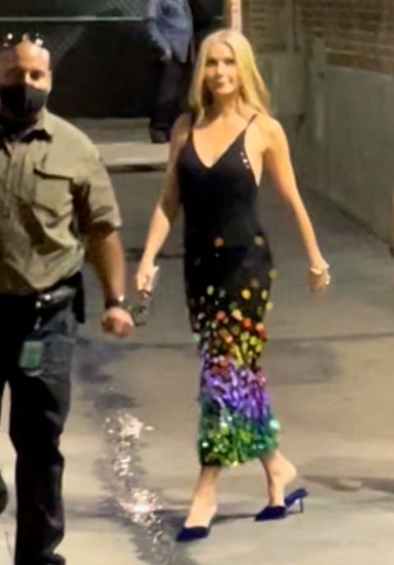 Gwyneth Paltrow - Exits After an Appearance on Jimmy Kimmel Live! in Hollywood 11/08/2021