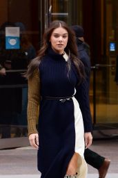 Hailee Steinfeld - Out in New York City 11/22/2021
