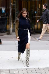 Hailee Steinfeld - Out in New York City 11/22/2021