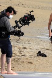 Heidi Klum in all Black Outfit - Mykonos Island 11/11/2021