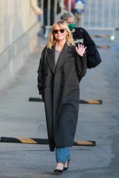 Kirsten Dunst in Casual Outfit - Hollywood 11/16/2021