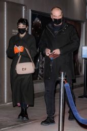 Lily Allen - Arrives at the Knicks vs Suns Game in New York 11/26/2021