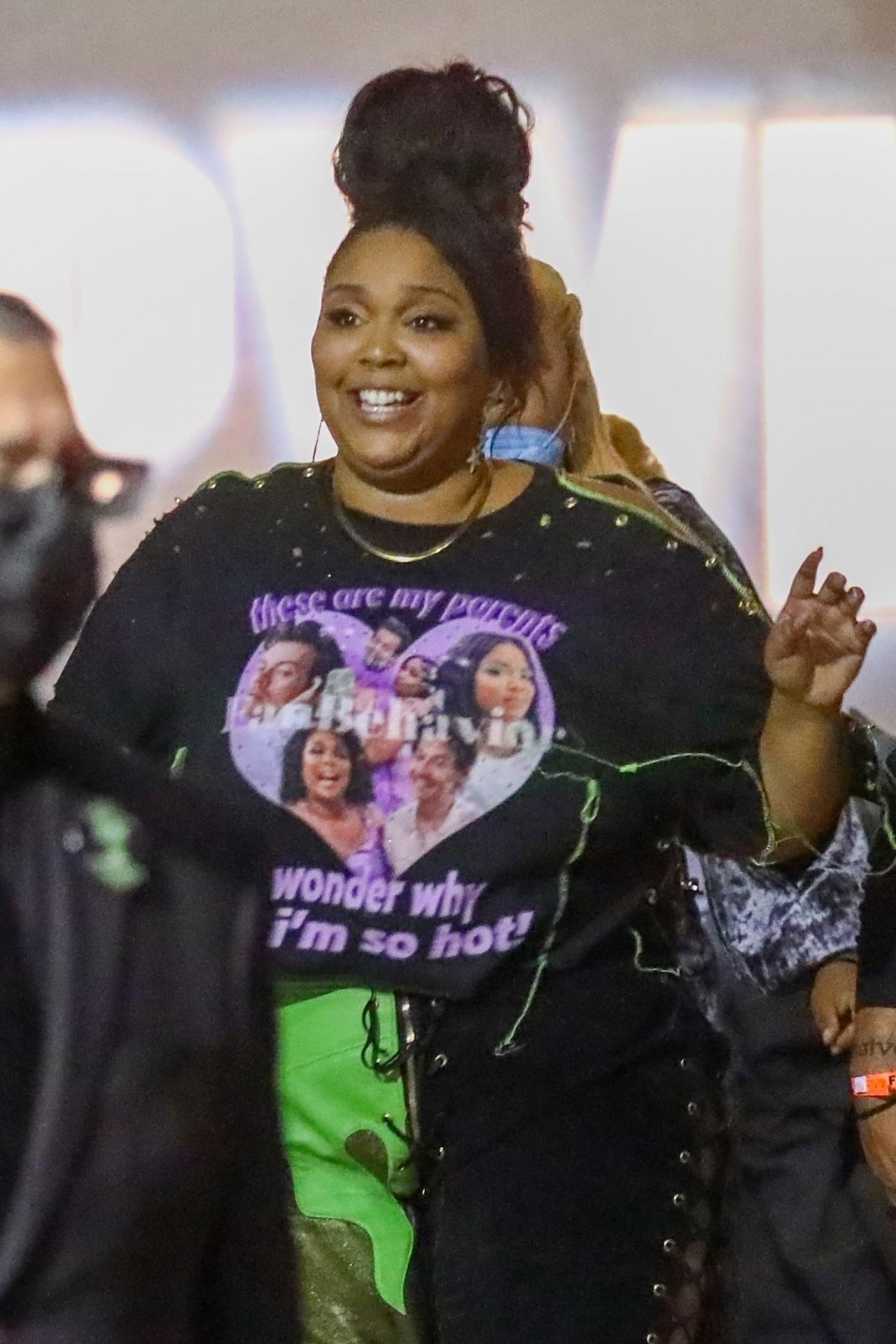 Lizzo - Arrives at Harry Styles' Love On Tour Concert in LA 11/19/2021