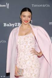 Miranda Kerr – Baby2Baby 10-Year Gala in LA 13/13/2021