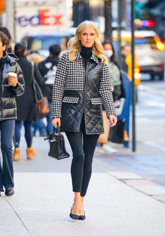Nicky Hilton in Black and White With Sunglasses - NYC 11/03/2021
