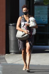 Nicole Murphy - Out in Beverly Hills 11/28/2021