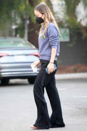 Olivia Wilde - Out in Los Angeles 11/01/2021
