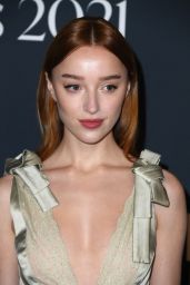 Phoebe Dynevor – Instyle Awards 2021 in Los Angeles