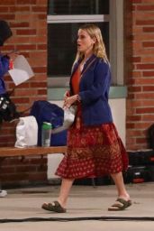 Reese Witherspoon - "Your Place or Mine" Filming Set in Burbank 11/24/2021