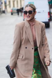 Ashley Roberts Wears Festive Green Skirt - London 12/01/2021